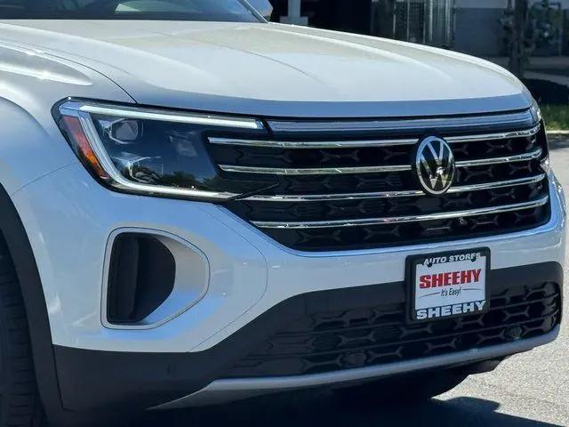 2026 Volkswagen Atlas SE with Technology