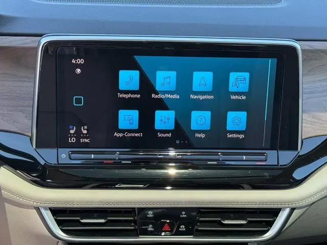 2026 Volkswagen Atlas SE with Technology