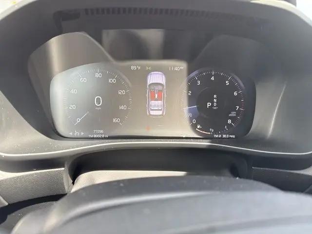 2020 Volvo XC40 T5 Momentum