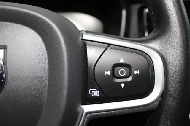 2021 Volvo S60 T5 Momentum