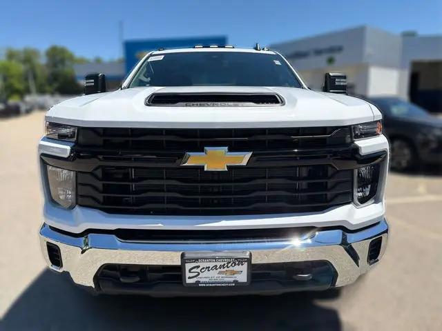 2026 Chevrolet Silverado 3500HD Work Truck