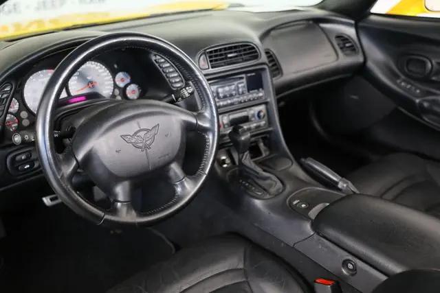2000 Chevrolet Corvette Base