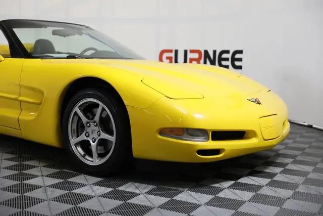 2000 Chevrolet Corvette Base