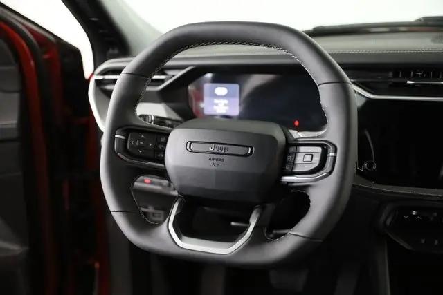 2026 Jeep Cherokee Laredo 4x4