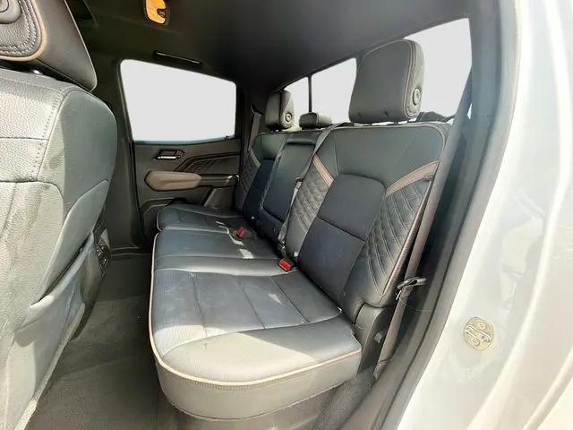 2023 GMC Canyon 4WD Crew Cab Short Box Denali