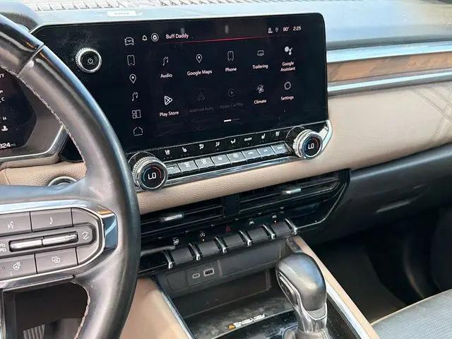 2023 GMC Canyon 4WD Crew Cab Short Box Denali