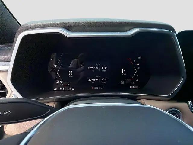 2023 GMC Canyon 4WD Crew Cab Short Box Denali