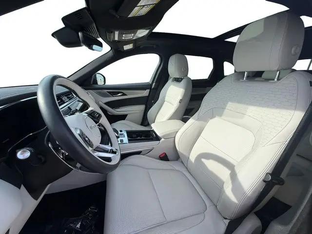 2025 Jaguar F-PACE R-Dynamic S P250 AWD Automatic