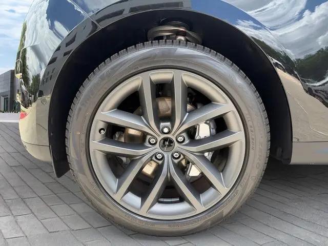 2026 Land Rover Range Rover Sport P360 SE
