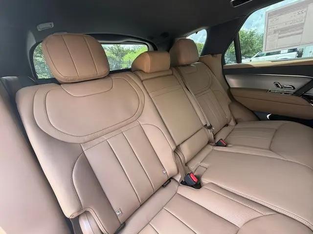 2026 Land Rover Range Rover Sport P360 SE