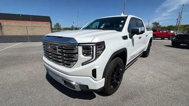 2024 GMC Sierra 1500 4WD Crew Cab Short Box Denali for sale in Akron, OH