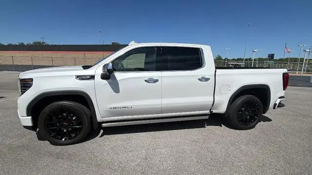 2024 GMC Sierra 1500 4WD Crew Cab Short Box Denali