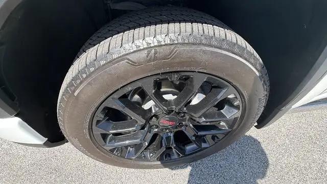2024 GMC Sierra 1500 4WD Crew Cab Short Box Denali