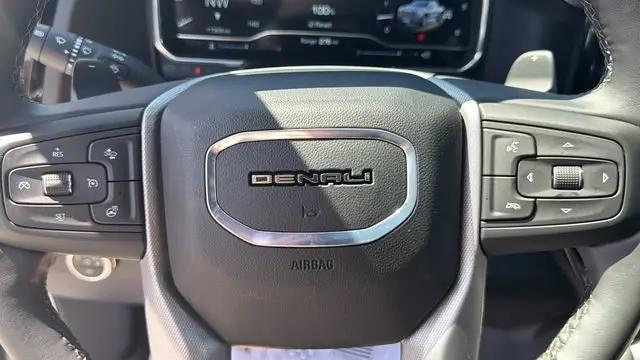 2024 GMC Sierra 1500 4WD Crew Cab Short Box Denali