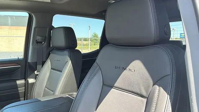 2024 GMC Sierra 1500 4WD Crew Cab Short Box Denali