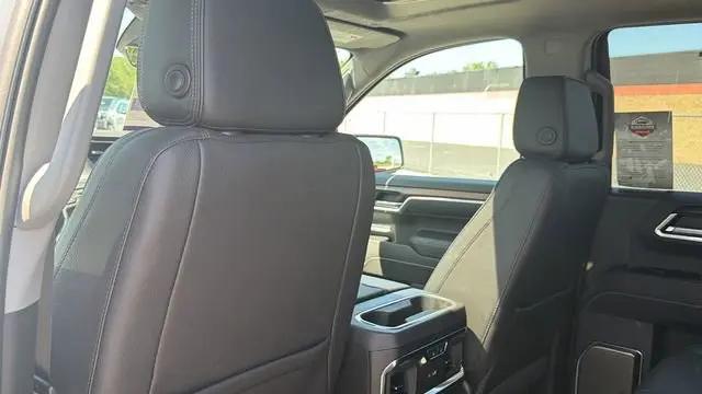 2024 GMC Sierra 1500 4WD Crew Cab Short Box Denali
