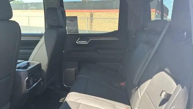 2024 GMC Sierra 1500 4WD Crew Cab Short Box Denali