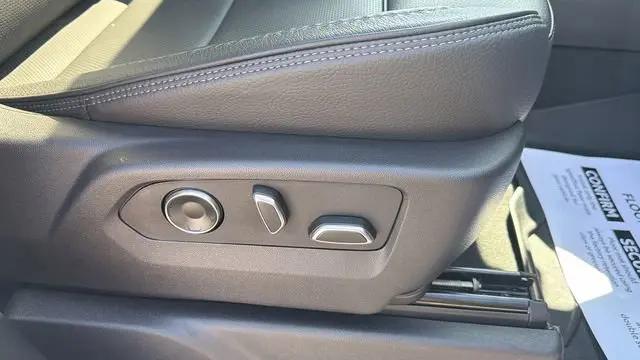 2024 GMC Sierra 1500 4WD Crew Cab Short Box Denali
