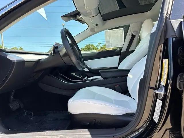 2019 Tesla Model 3 Mid Range