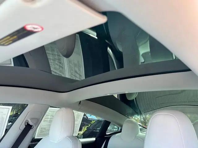 2019 Tesla Model 3 Mid Range