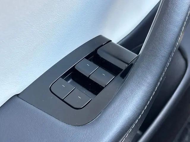 2019 Tesla Model 3 Mid Range