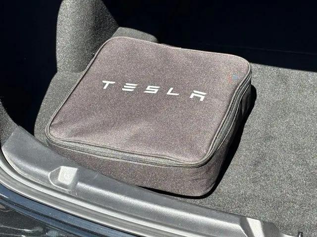 2019 Tesla Model 3 Mid Range