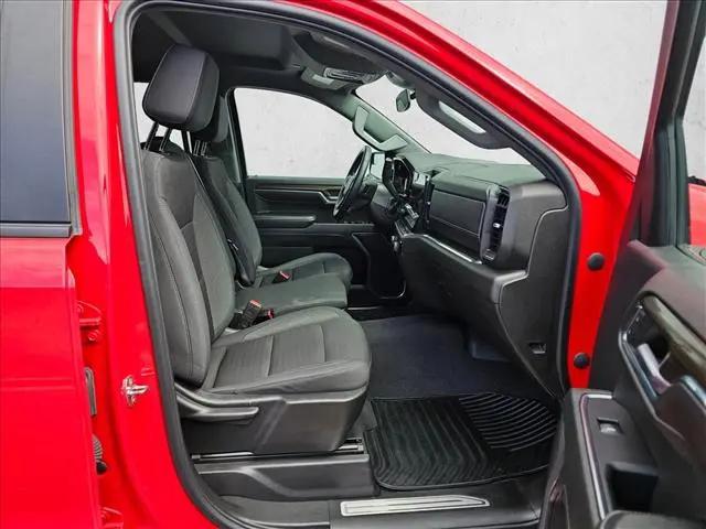 2023 Chevrolet Silverado 1500 4WD Crew Cab Standard Bed LT