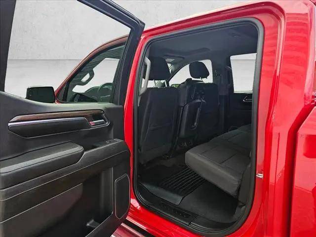 2023 Chevrolet Silverado 1500 4WD Crew Cab Standard Bed LT
