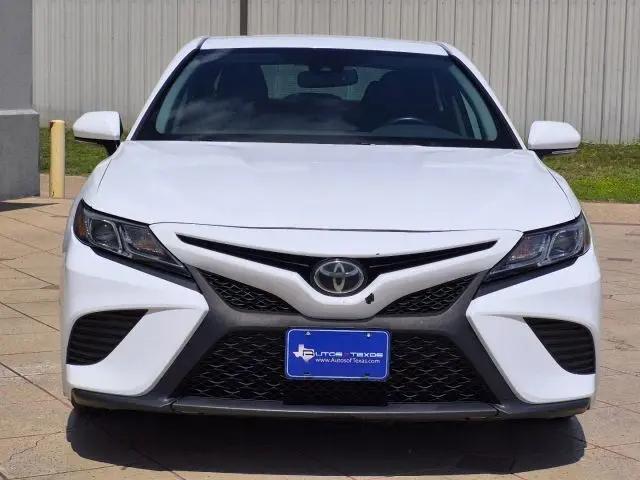 2019 Toyota Camry SE