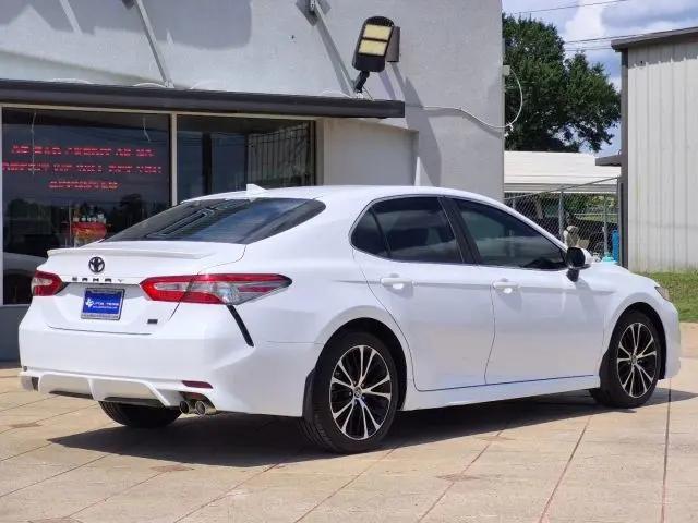 2019 Toyota Camry SE