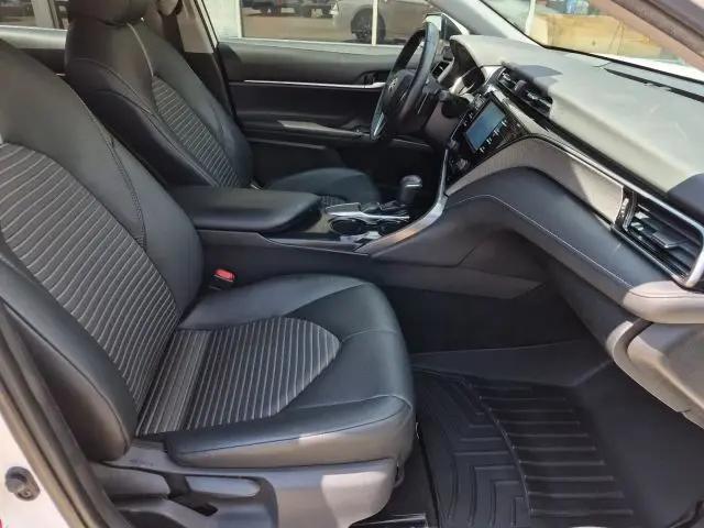 2019 Toyota Camry SE
