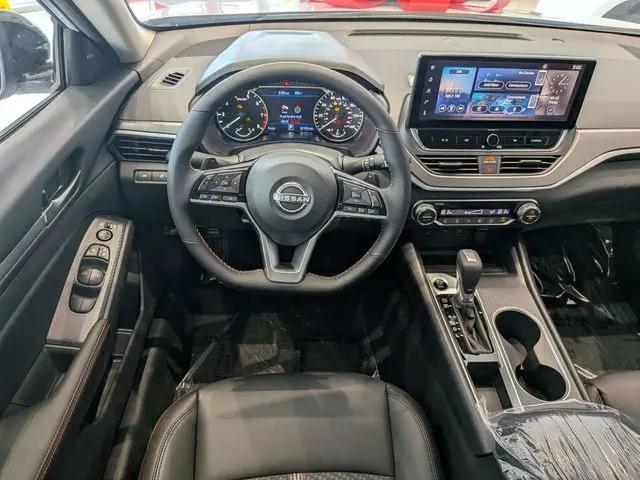 2026 Nissan Altima SR FWD