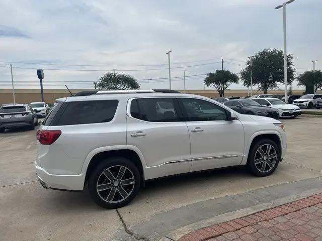 2019 GMC Acadia Denali