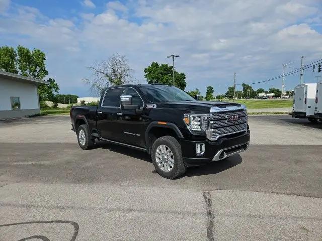 2023 GMC Sierra 2500HD 4WD Crew Cab Standard Bed Denali