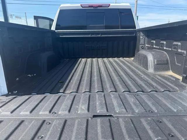2026 GMC Sierra 1500 Crew Cab, Short Bed, AT4, 4WD