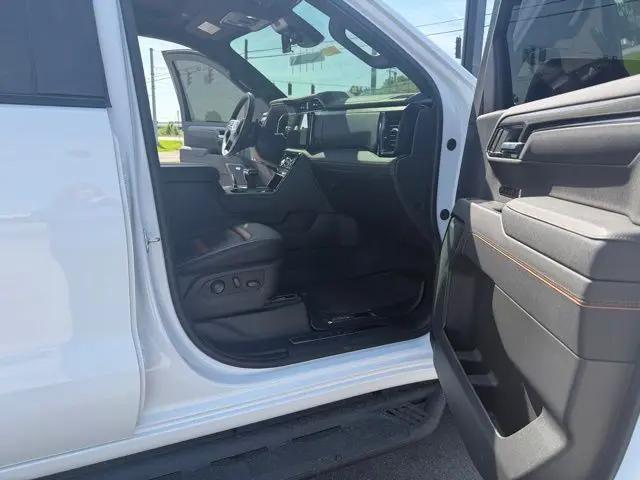 2026 GMC Sierra 1500 Crew Cab, Short Bed, AT4, 4WD
