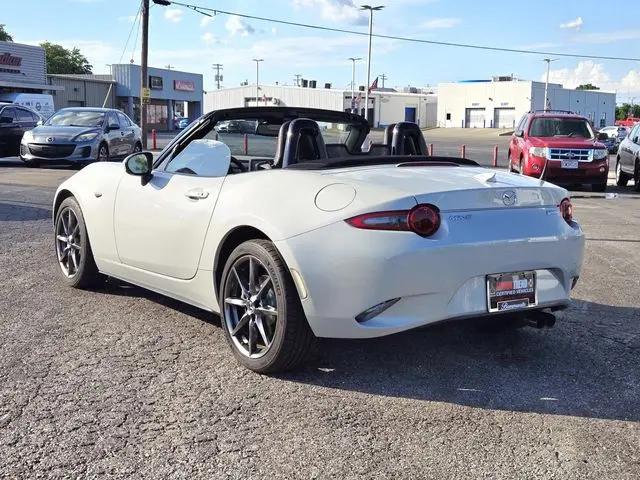 2016 Mazda MX-5 Grand Touring