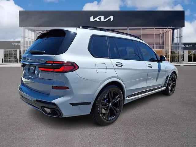 2023 BMW X7 xDrive40i