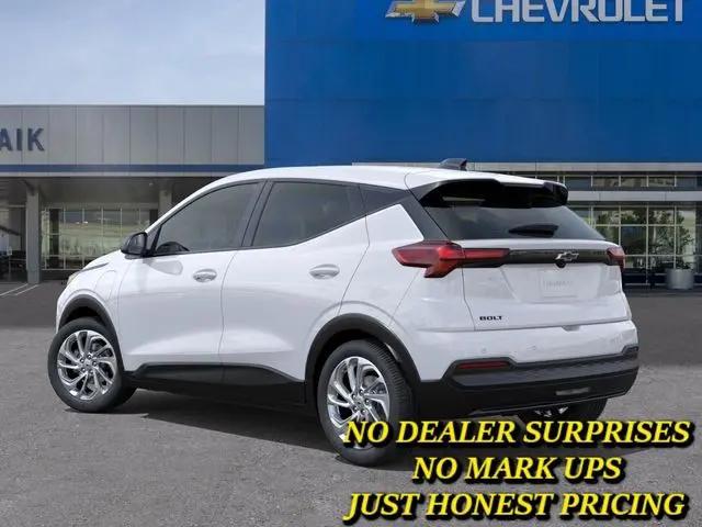 2027 Chevrolet Bolt LT FWD