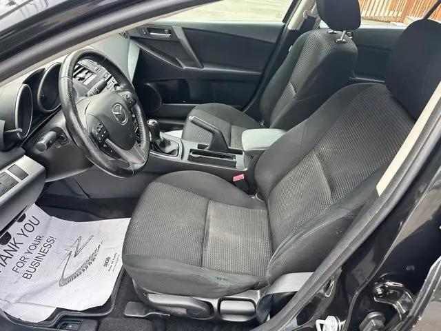 2013 Mazda Mazda3 i Touring