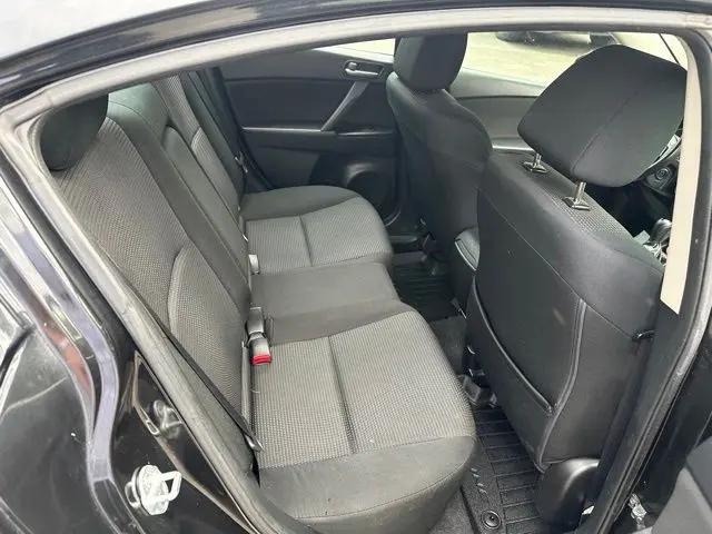 2013 Mazda Mazda3 i Touring