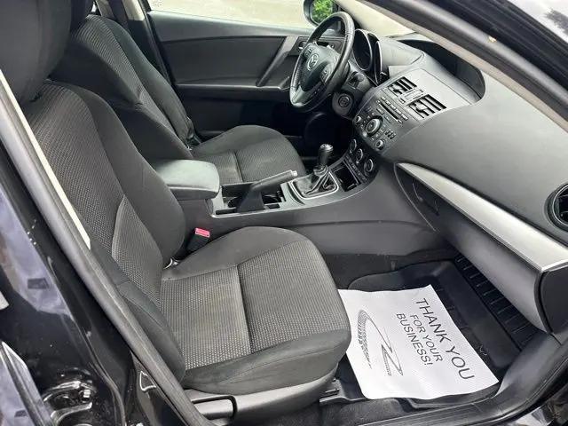 2013 Mazda Mazda3 i Touring