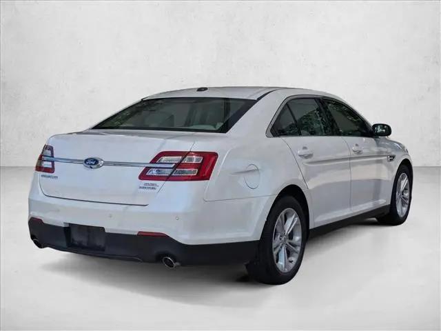 2016 Ford Taurus SEL