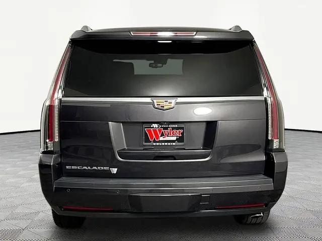 2018 Cadillac Escalade Platinum