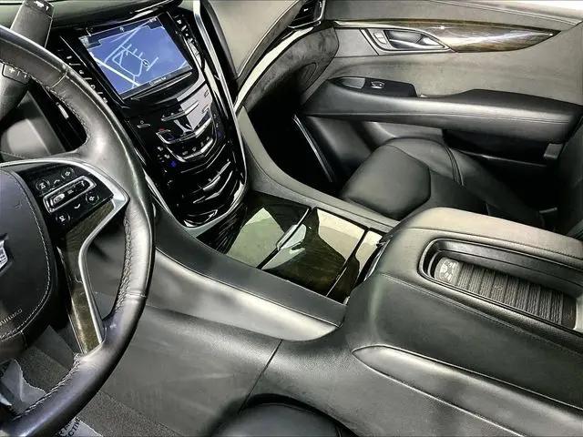2018 Cadillac Escalade Platinum