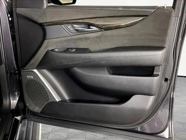 2018 Cadillac Escalade Platinum