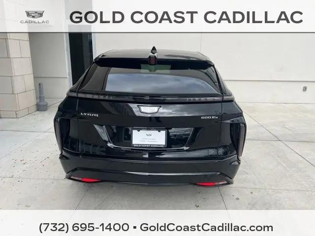 2024 Cadillac iQ Sport w/1SF