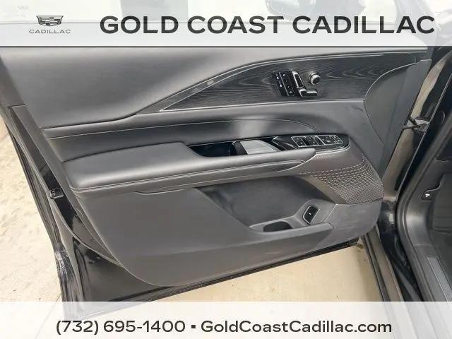 2024 Cadillac iQ Sport w/1SF
