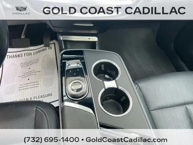 2024 Cadillac iQ Sport w/1SF