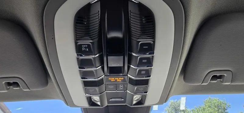 2016 Porsche Panamera 4